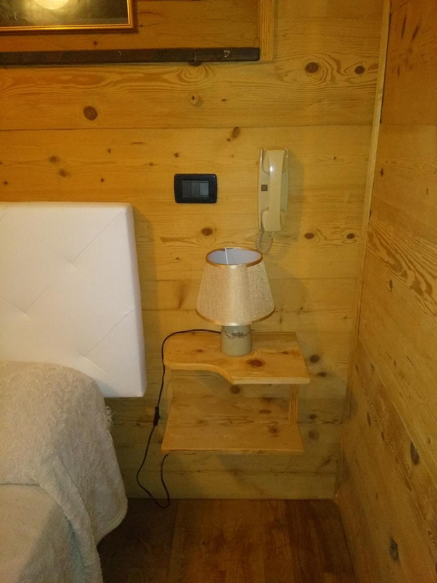 Albergo Martinet Вернанте Екстериор снимка