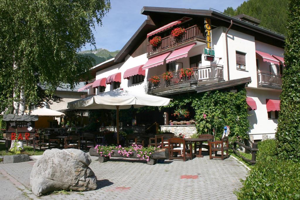 Albergo Martinet Вернанте Екстериор снимка