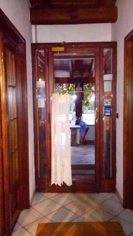 Albergo Martinet Вернанте Екстериор снимка