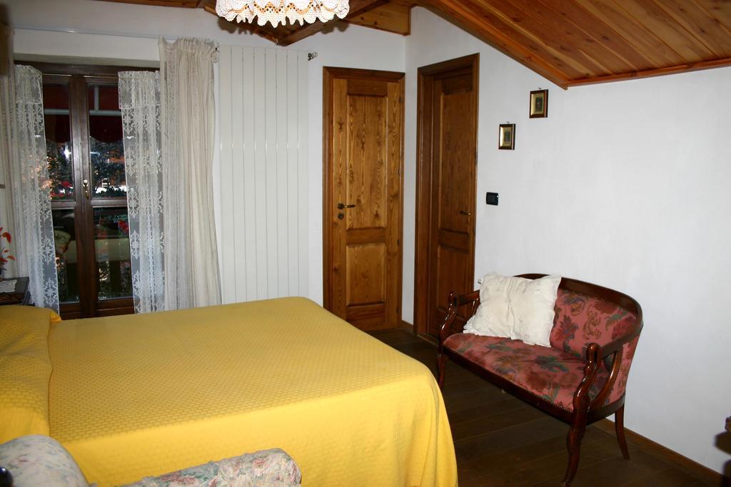 Albergo Martinet Вернанте Екстериор снимка